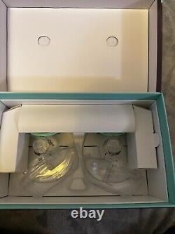 Elvie Double Hub Bluetooth Electric Breast Pump with Accessories