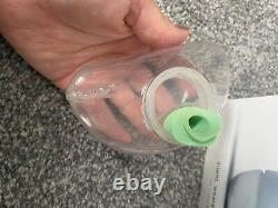 Evie double breast pump, crack fixed on one of the bottles, hence price