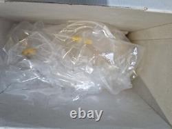 Medela Freestyle Handsfree Portable Double Electric Breast Pump (Discoloured) B+