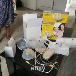 USED CLEAN Medela Freestyle Hands-free DOUBLE Electric Breast Pump (H28K)