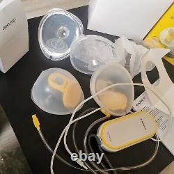 USED CLEAN Medela Freestyle Hands-free DOUBLE Electric Breast Pump (H28K)